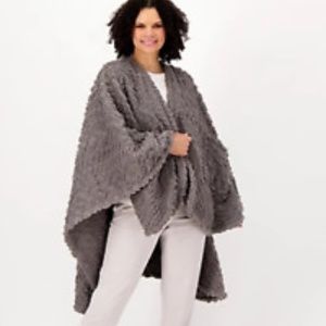 Berkshire Wearable Throw